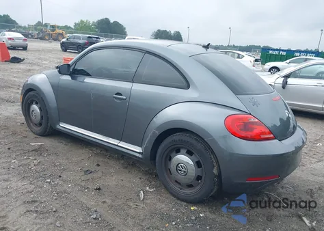 2012 Volkswagen Beetle 2.5L из США, поврежденный, VIN 3VWJP7AT0CM638376